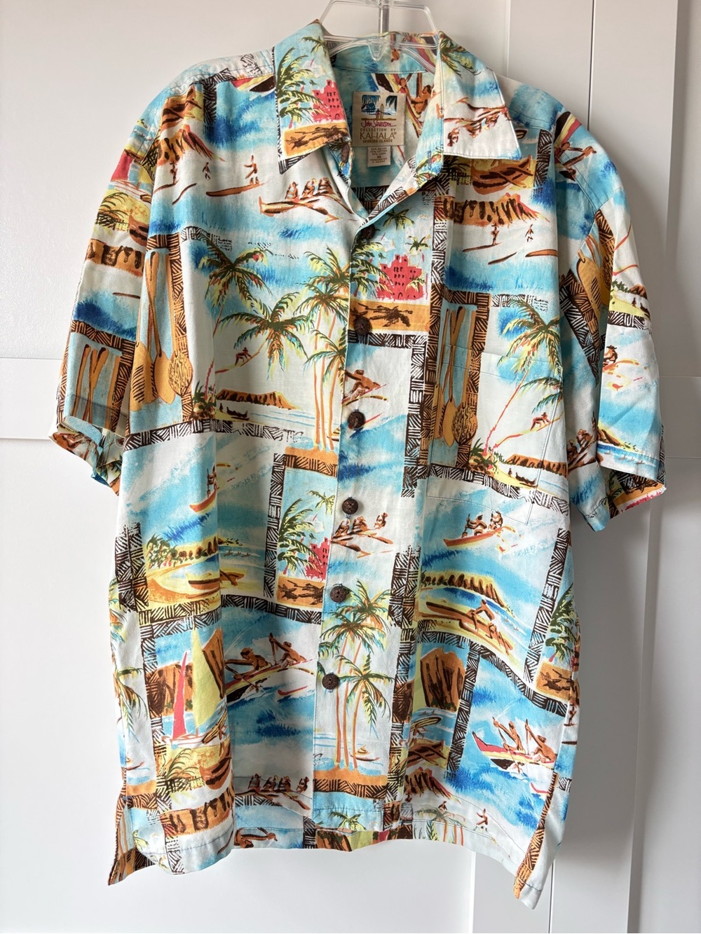 Aloha/Hawaiian Button-Down Shirt